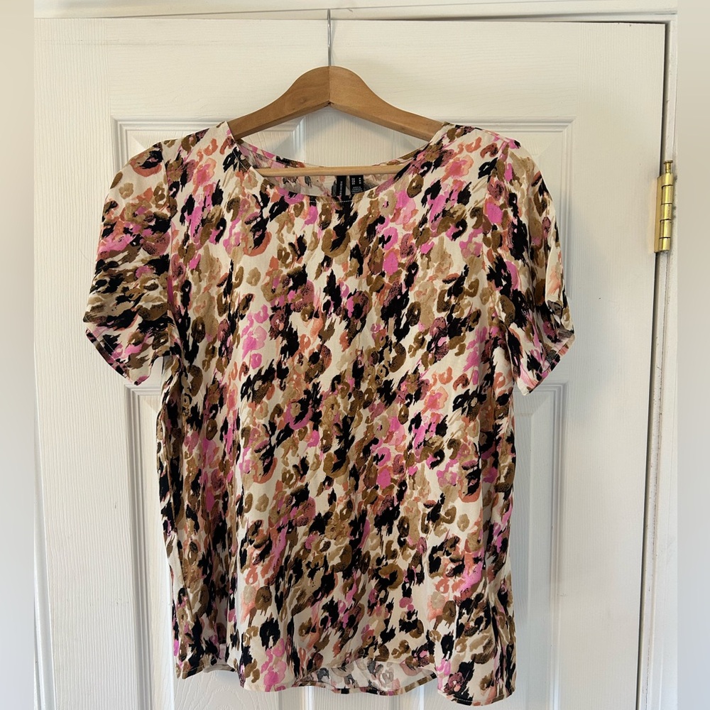 Women’s top-Vero Moda NWT
